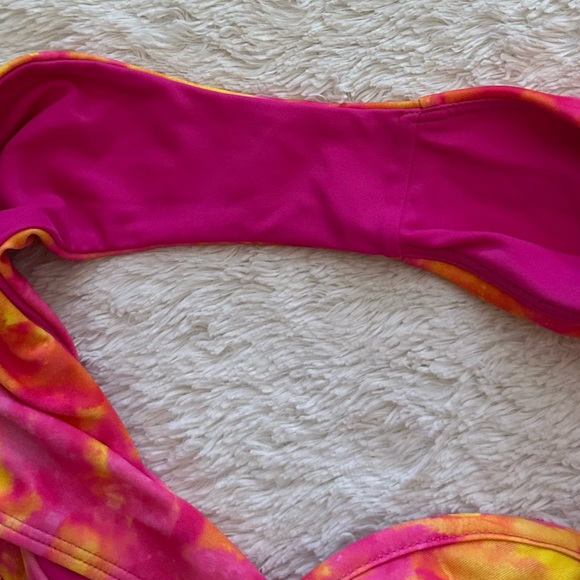 Lovers + Friends Kolbie bikini set - Picture 16 of 16